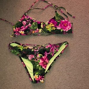 hawaiian two piece (S)